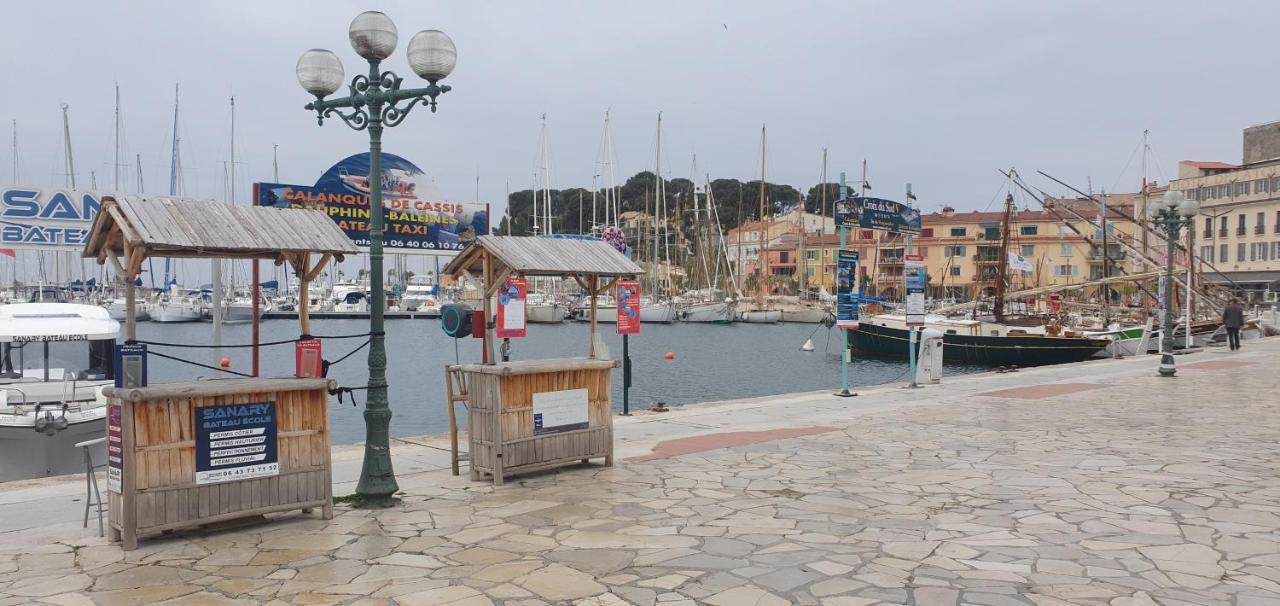 Entier Au Dessus De Villa, Climatisation Reversible Poele A Bois Tres Chaleureux , Wi Fi Parking Privee Gratuit Situation 500 M, Et Centre Apartment *