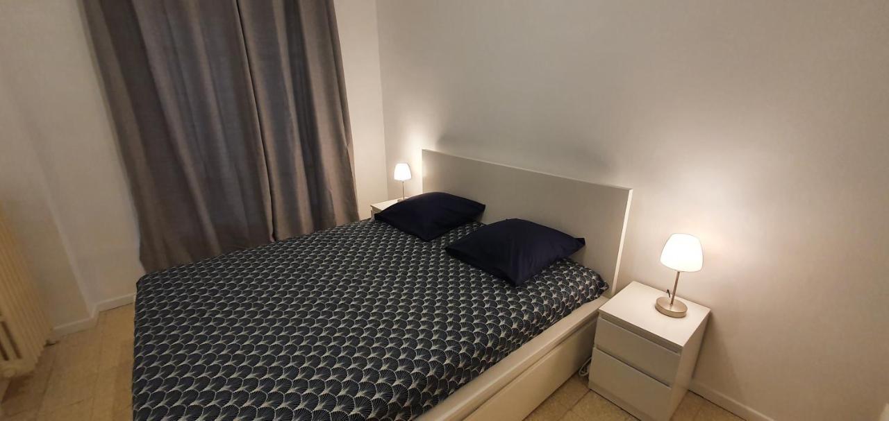 Apartment Entier Au Dessus De Villa, Climatisation Reversible Poele A Bois Tres Chaleureux , Wi Fi Parking Privee Gratuit Situation 500 M, Et Centre
